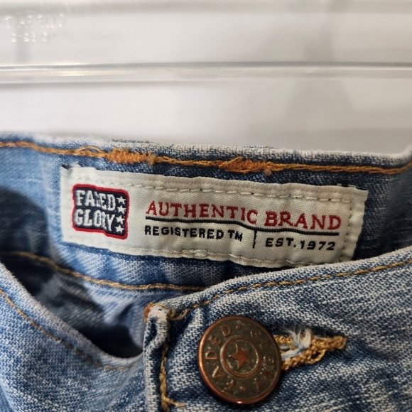 Faded Glory Vintage Blue Jean Shorts Classic Style - Picture 2 of 8